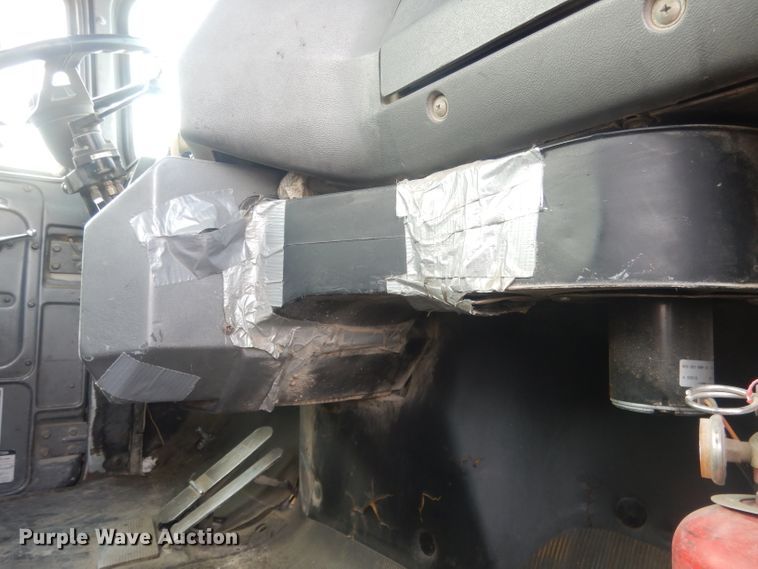 image for item DJ1272 1997 Mack RD690S  ready mix truck