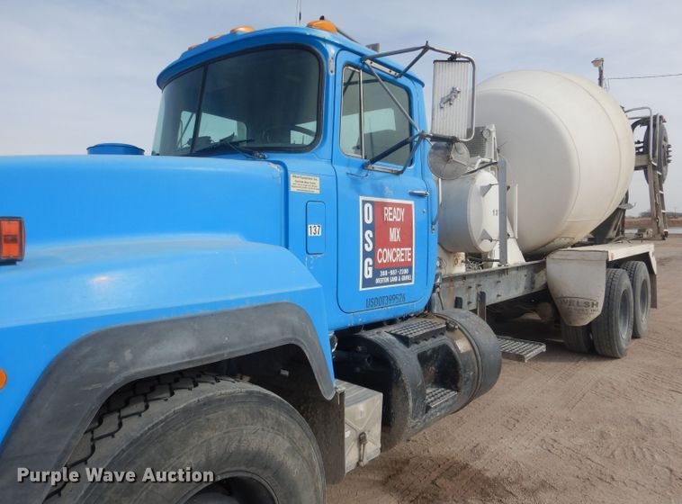 image for item DJ1272 1997 Mack RD690S  ready mix truck