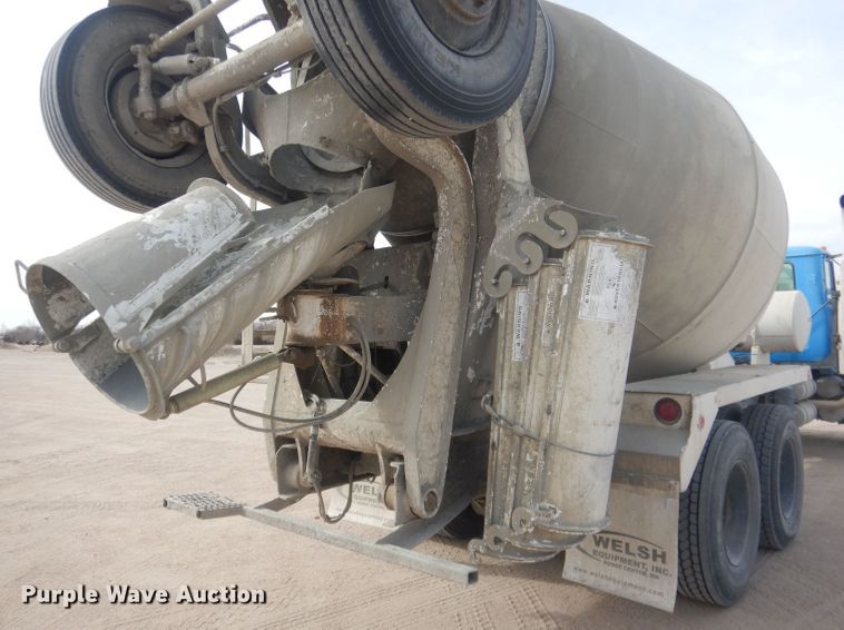 image for item DJ1272 1997 Mack RD690S  ready mix truck