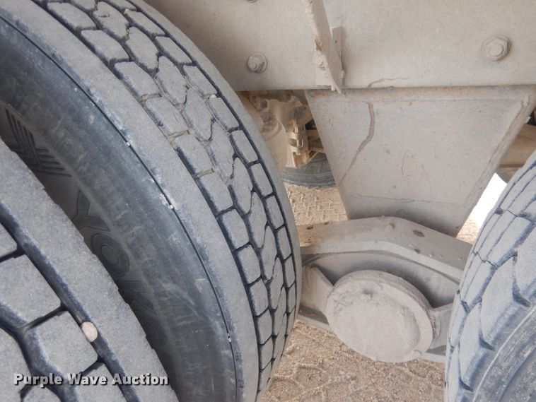 image for item DJ1272 1997 Mack RD690S  ready mix truck