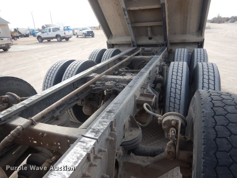 image for item DJ1272 1997 Mack RD690S  ready mix truck