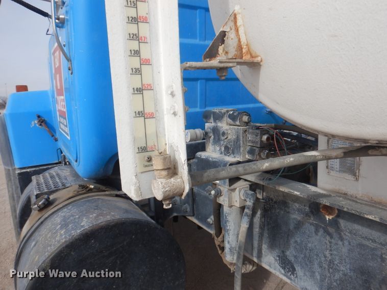 image for item DJ1272 1997 Mack RD690S  ready mix truck