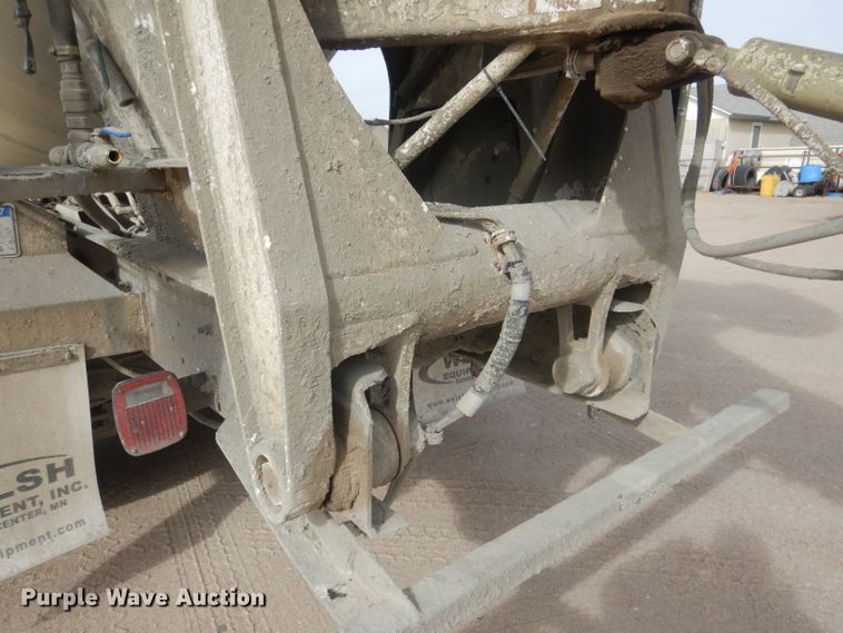 image for item DJ1272 1997 Mack RD690S  ready mix truck