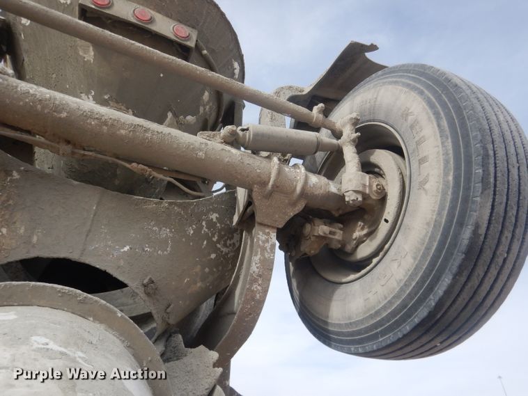 image for item DJ1272 1997 Mack RD690S  ready mix truck