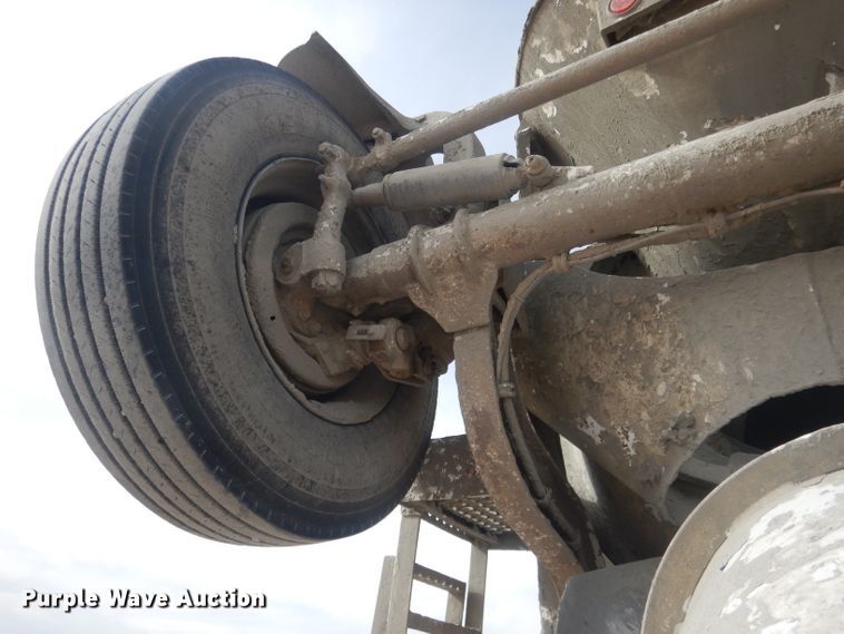 image for item DJ1272 1997 Mack RD690S  ready mix truck