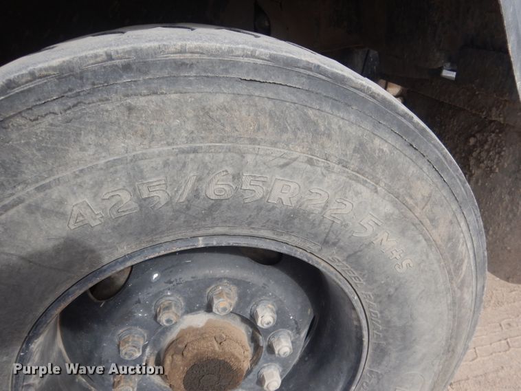 image for item DJ1272 1997 Mack RD690S  ready mix truck