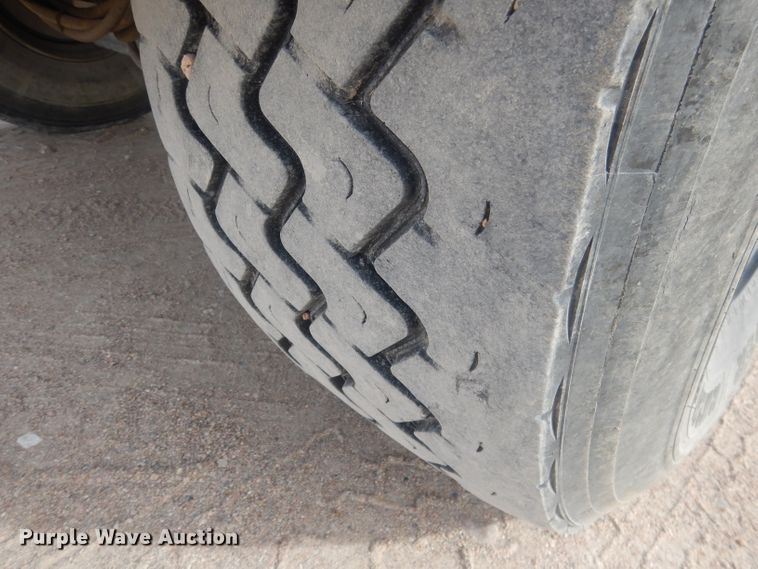 image for item DJ1272 1997 Mack RD690S  ready mix truck