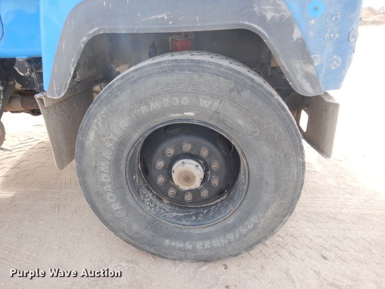 image for item DJ1272 1997 Mack RD690S  ready mix truck