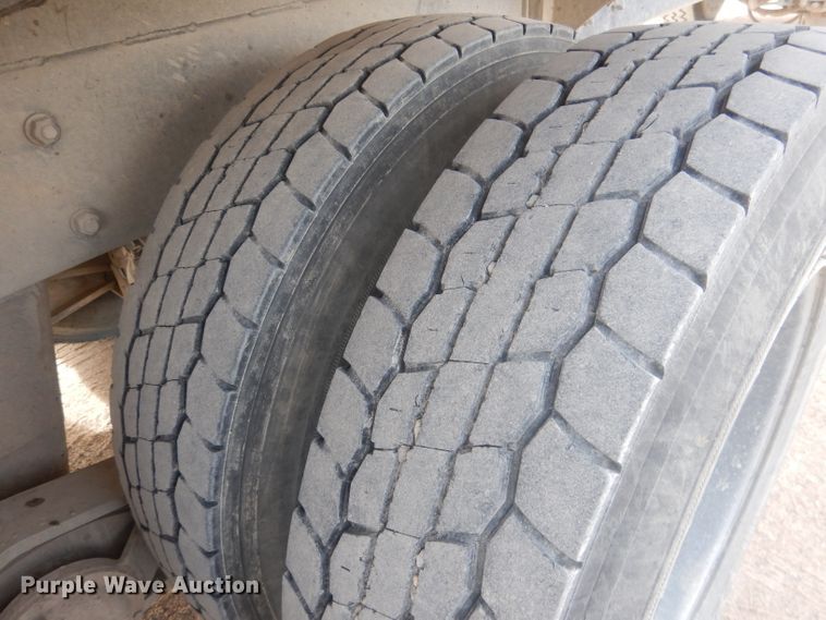 image for item DJ1272 1997 Mack RD690S  ready mix truck