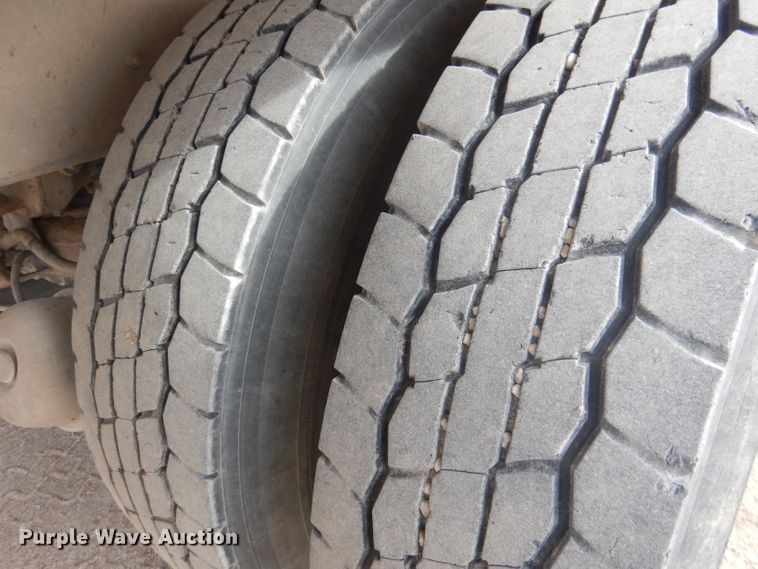 image for item DJ1272 1997 Mack RD690S  ready mix truck