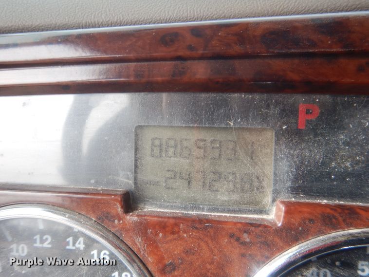 image for item DJ1273 2007 Mack CHN613  dump truck