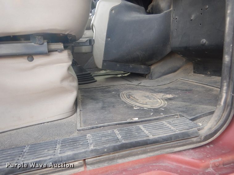 image for item DJ1273 2007 Mack CHN613  dump truck