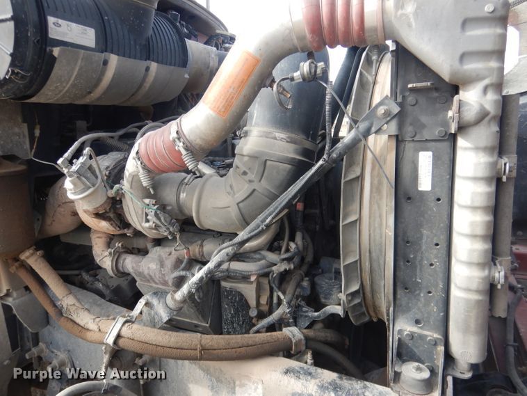 image for item DJ1273 2007 Mack CHN613  dump truck