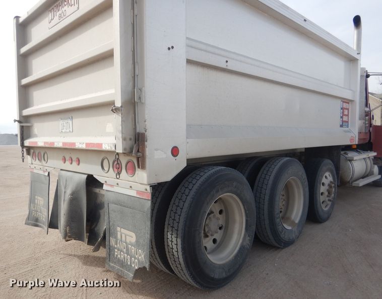 image for item DJ1273 2007 Mack CHN613  dump truck