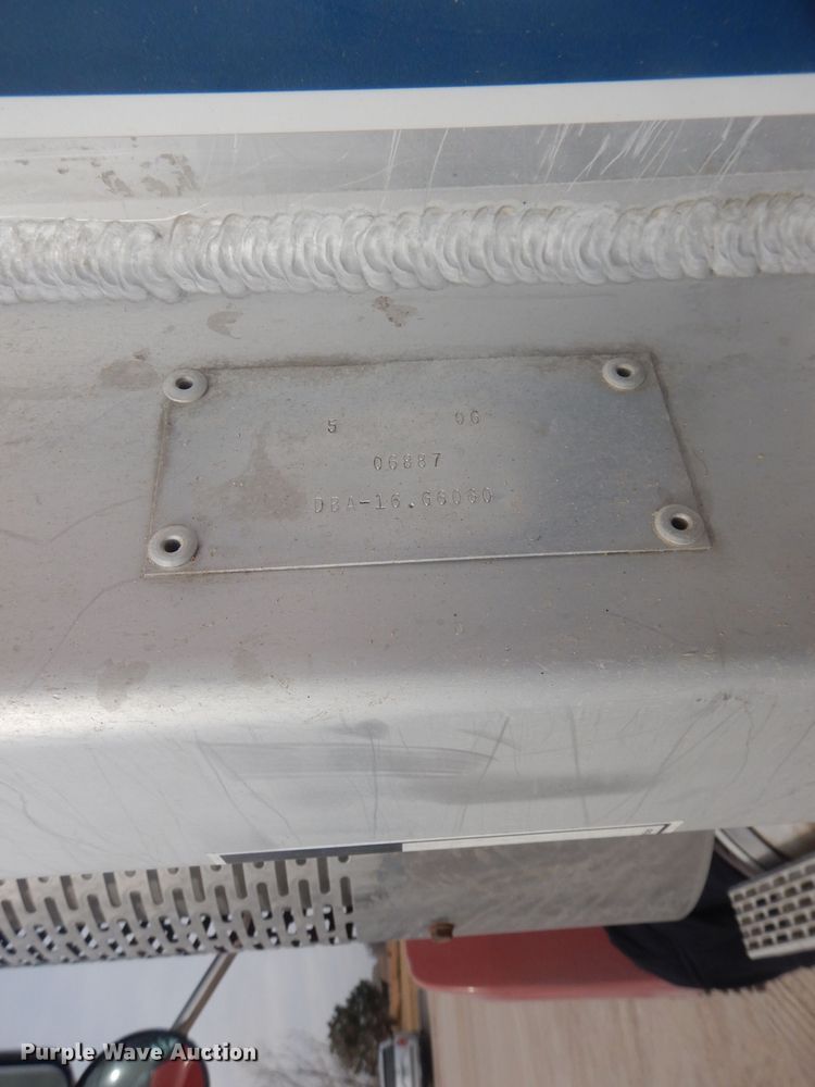 image for item DJ1273 2007 Mack CHN613  dump truck