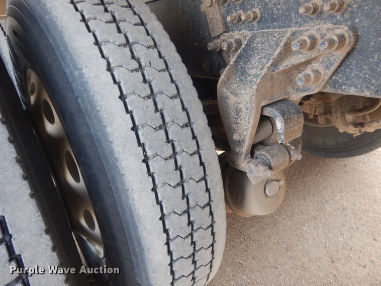 image for item DJ1273 2007 Mack CHN613  dump truck