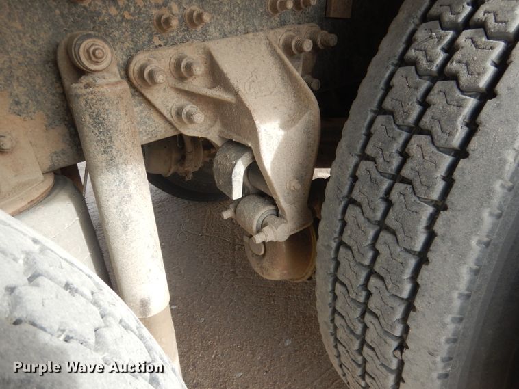 image for item DJ1273 2007 Mack CHN613  dump truck