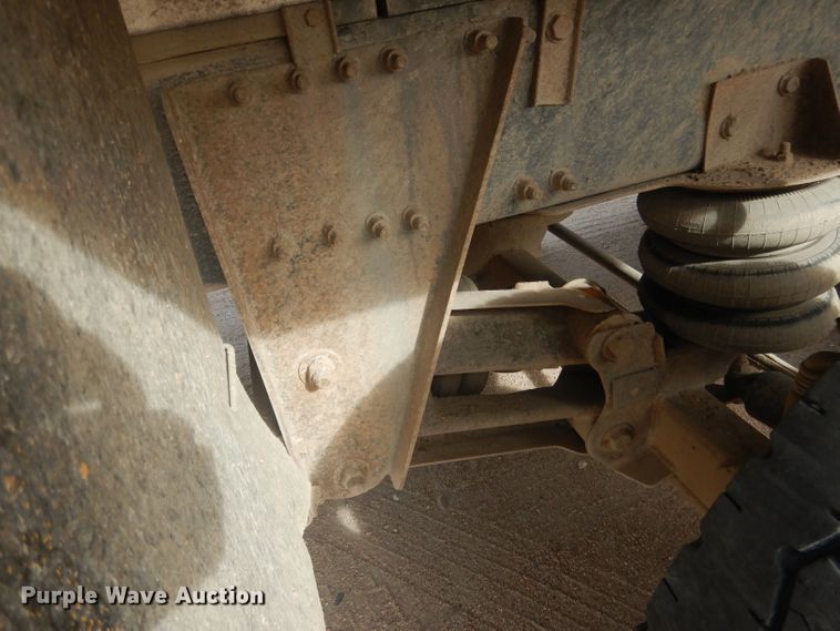 image for item DJ1273 2007 Mack CHN613  dump truck