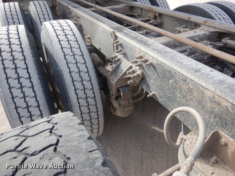 image for item DJ1273 2007 Mack CHN613  dump truck