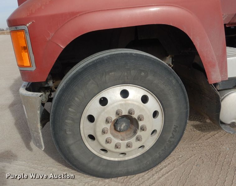 image for item DJ1273 2007 Mack CHN613  dump truck