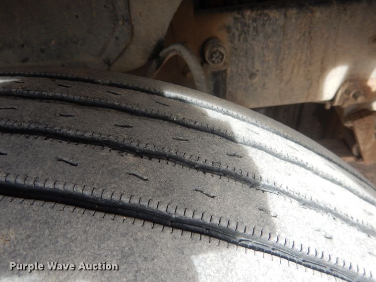 image for item DJ1273 2007 Mack CHN613  dump truck