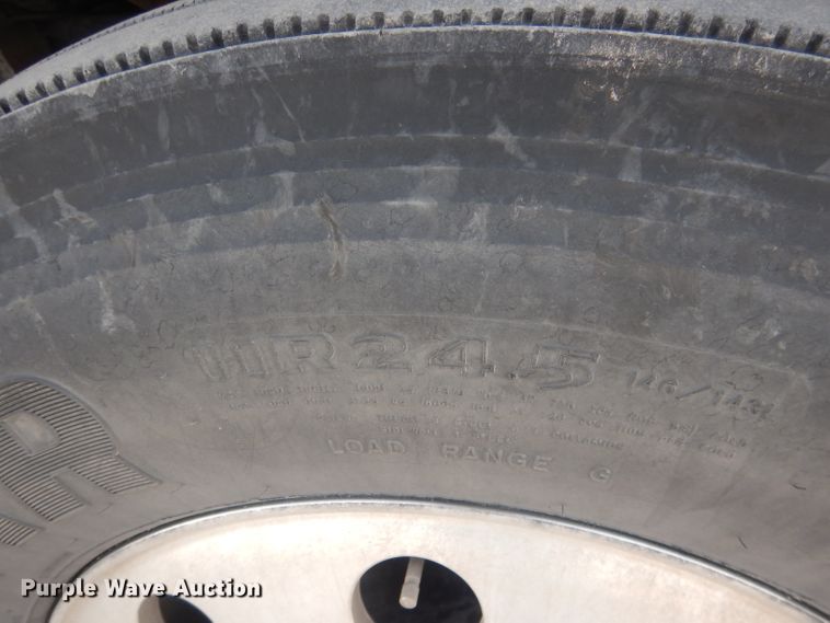 image for item DJ1273 2007 Mack CHN613  dump truck