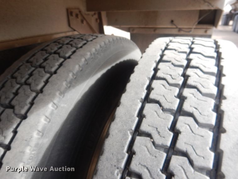 image for item DJ1273 2007 Mack CHN613  dump truck