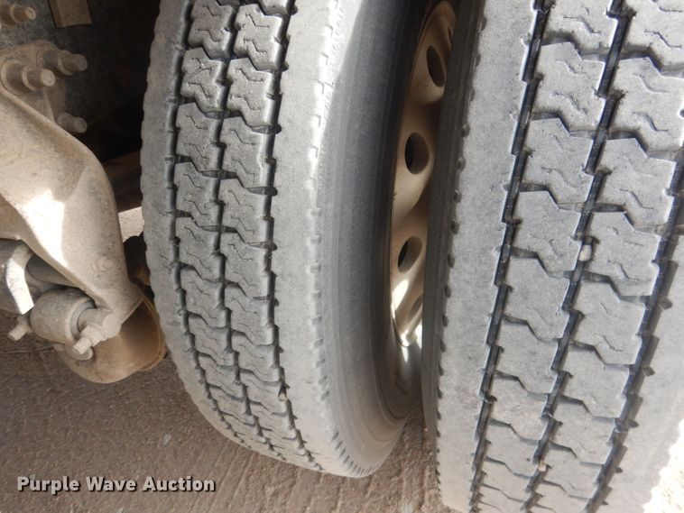 image for item DJ1273 2007 Mack CHN613  dump truck