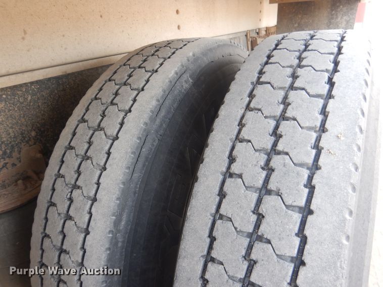 image for item DJ1273 2007 Mack CHN613  dump truck