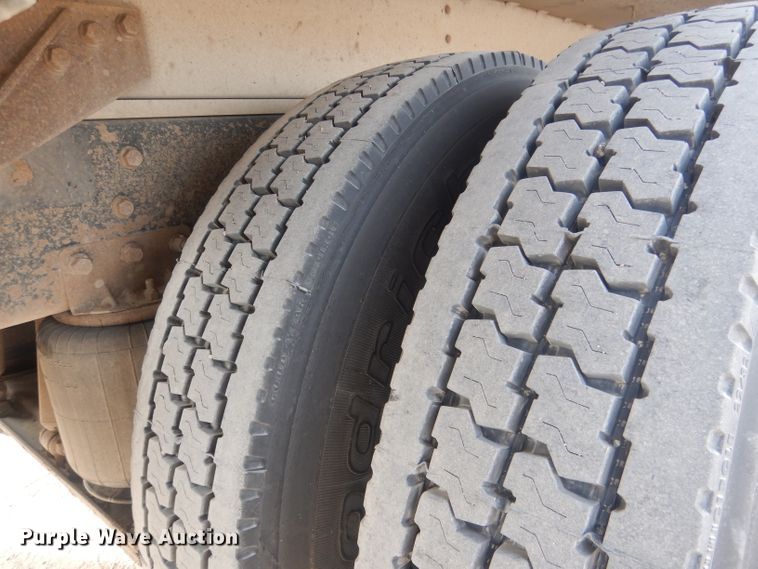 image for item DJ1273 2007 Mack CHN613  dump truck