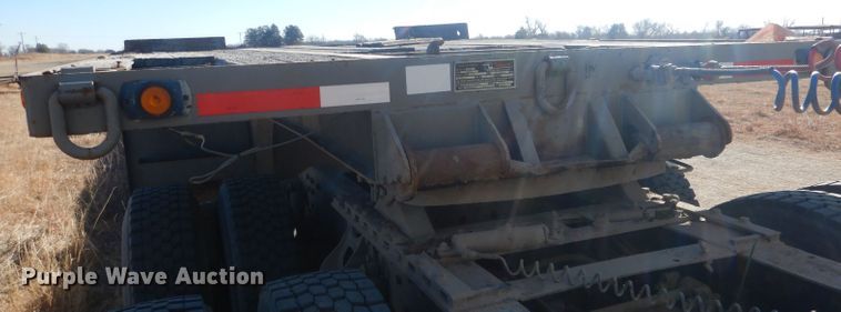 image for item DJ1275 1990 Talbert TDW305RGT1  lowboy equipment trailer