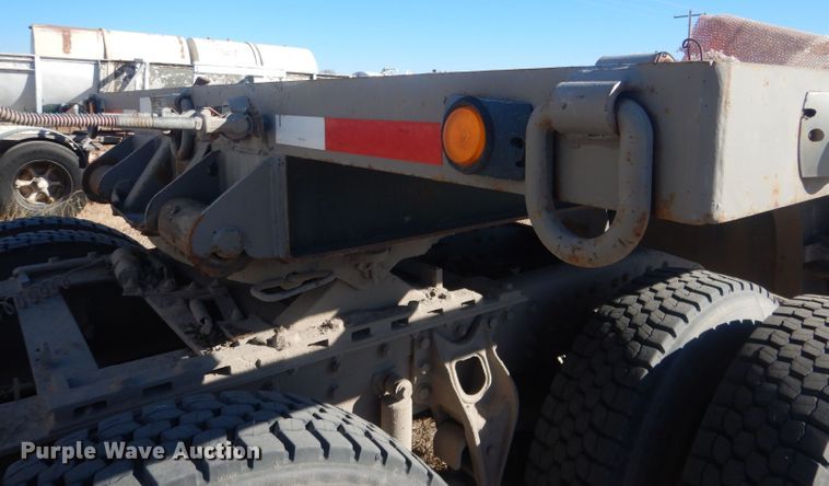 image for item DJ1275 1990 Talbert TDW305RGT1  lowboy equipment trailer