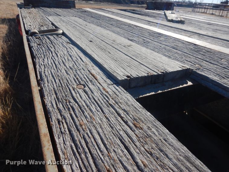 image for item DJ1275 1990 Talbert TDW305RGT1  lowboy equipment trailer