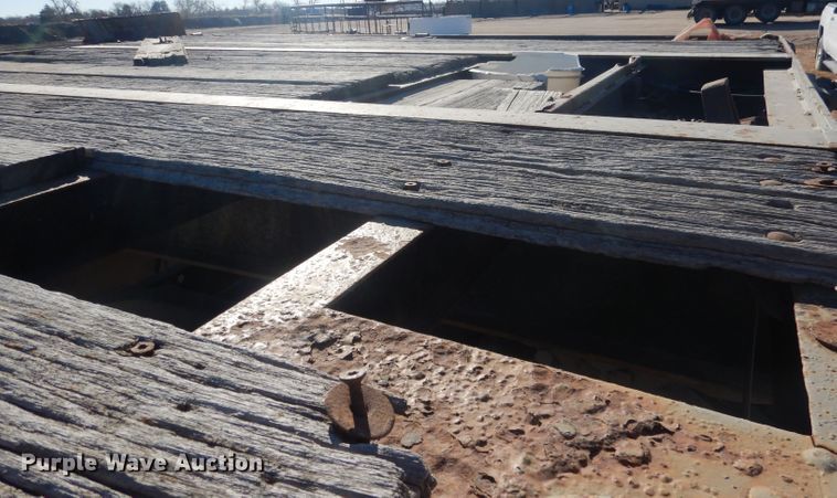 image for item DJ1275 1990 Talbert TDW305RGT1  lowboy equipment trailer