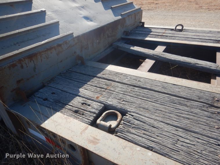 image for item DJ1275 1990 Talbert TDW305RGT1  lowboy equipment trailer