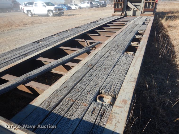 image for item DJ1275 1990 Talbert TDW305RGT1  lowboy equipment trailer