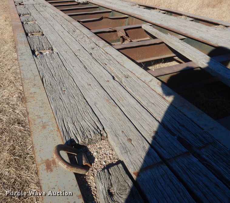 image for item DJ1275 1990 Talbert TDW305RGT1  lowboy equipment trailer