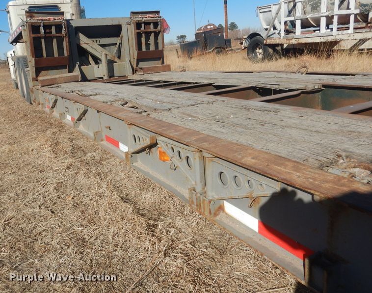 image for item DJ1275 1990 Talbert TDW305RGT1  lowboy equipment trailer