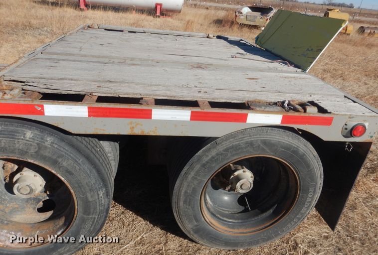 image for item DJ1275 1990 Talbert TDW305RGT1  lowboy equipment trailer