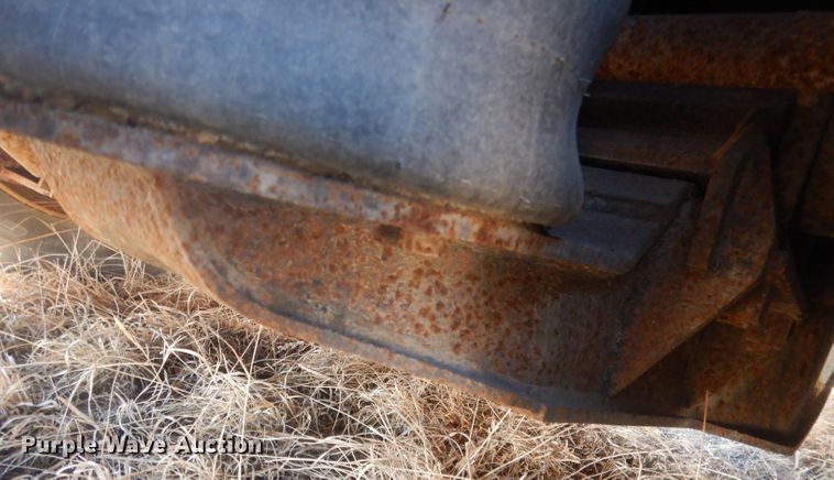 image for item DJ1275 1990 Talbert TDW305RGT1  lowboy equipment trailer