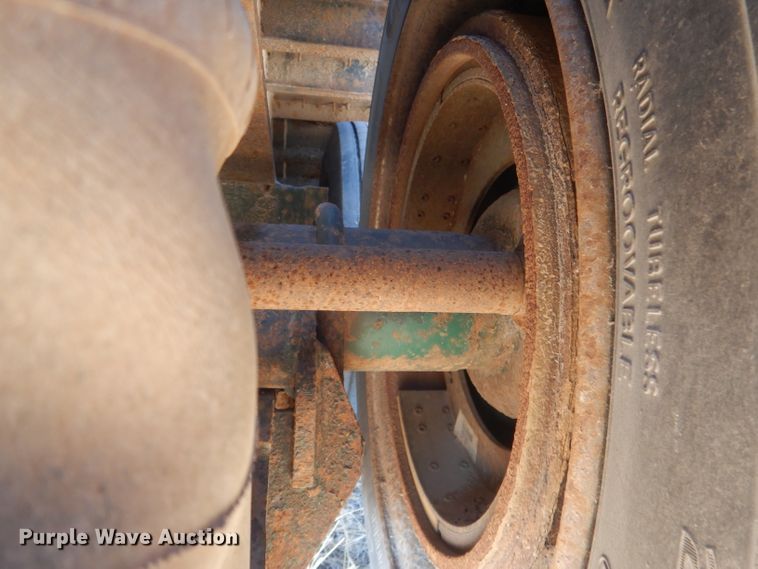 image for item DJ1275 1990 Talbert TDW305RGT1  lowboy equipment trailer