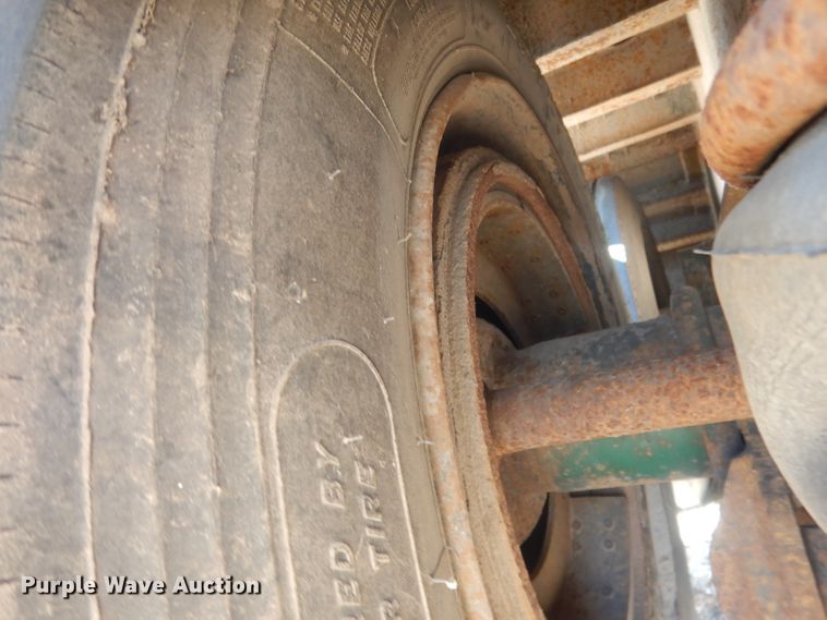 image for item DJ1275 1990 Talbert TDW305RGT1  lowboy equipment trailer