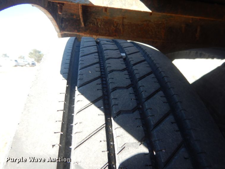 image for item DJ1275 1990 Talbert TDW305RGT1  lowboy equipment trailer