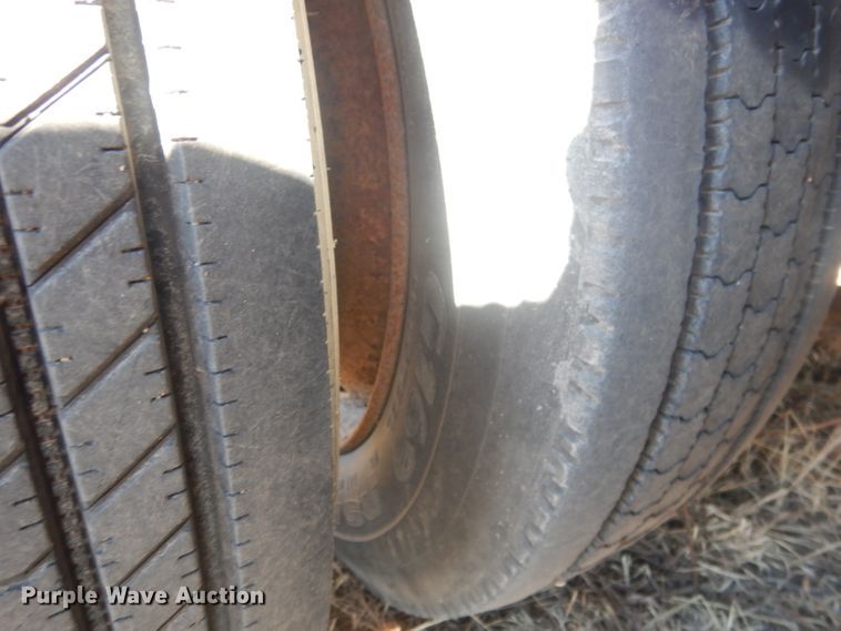 image for item DJ1275 1990 Talbert TDW305RGT1  lowboy equipment trailer