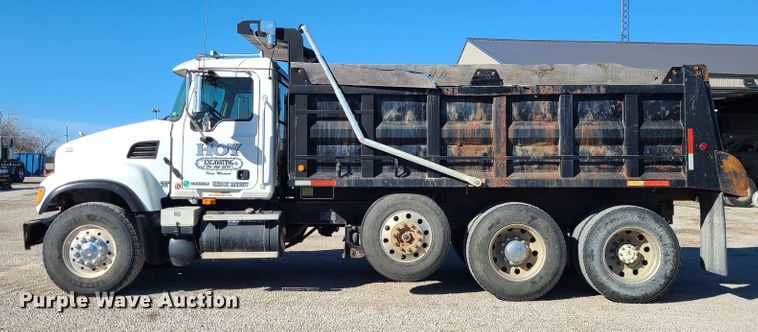 image for item DJ1700 2004 Mack CV713 Granite  dump truck