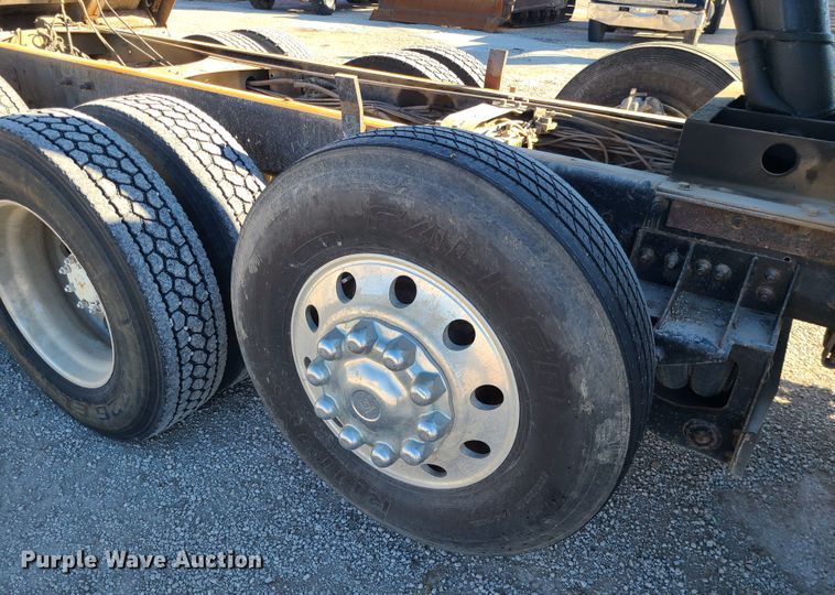 image for item DJ1700 2004 Mack CV713 Granite  dump truck