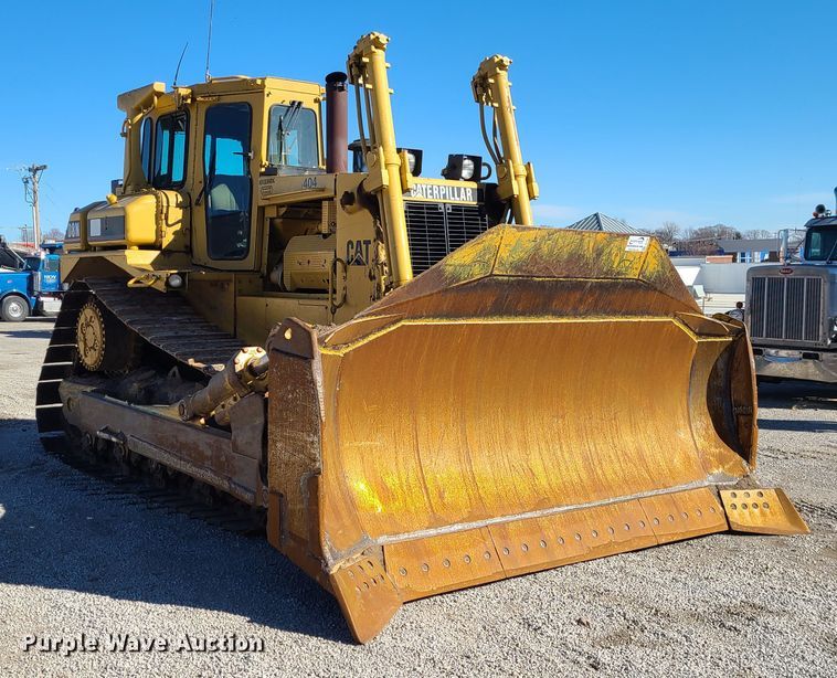 image for item DJ1701 1989 Caterpillar D8N  dozer