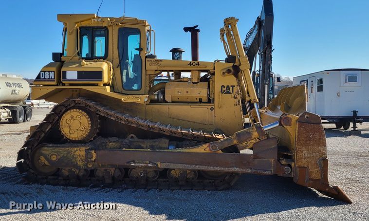 image for item DJ1701 1989 Caterpillar D8N  dozer