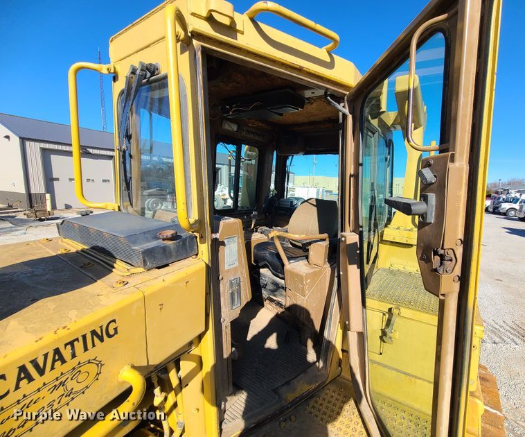 image for item DJ1701 1989 Caterpillar D8N  dozer