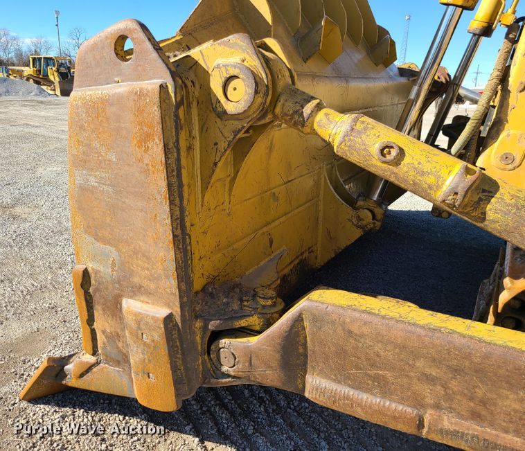 image for item DJ1701 1989 Caterpillar D8N  dozer